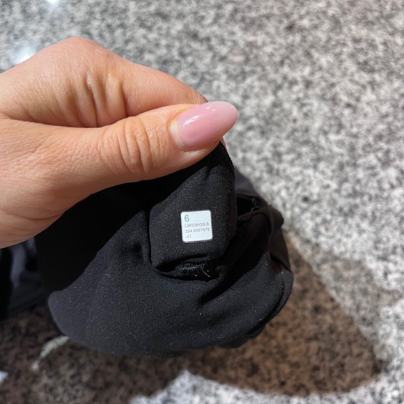 lululemon align v sport bra size 6 a/b cup - Picture 3 of 3